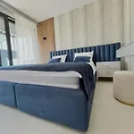 Zados Luxury アパート Kožino