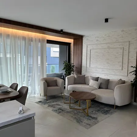 아파트 Zados Luxury Kožino