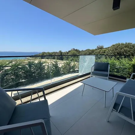 Zados Luxury 아파트 *