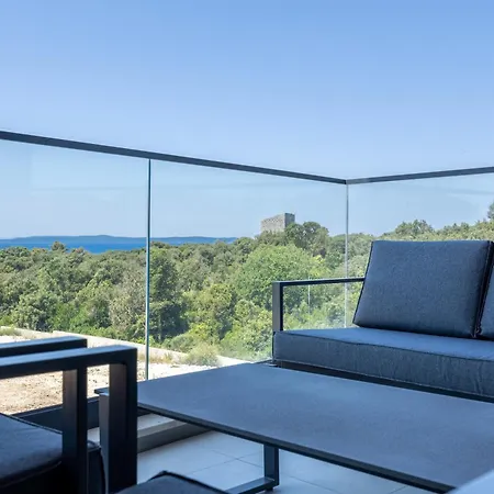 Daire Zados Luxury Kožino